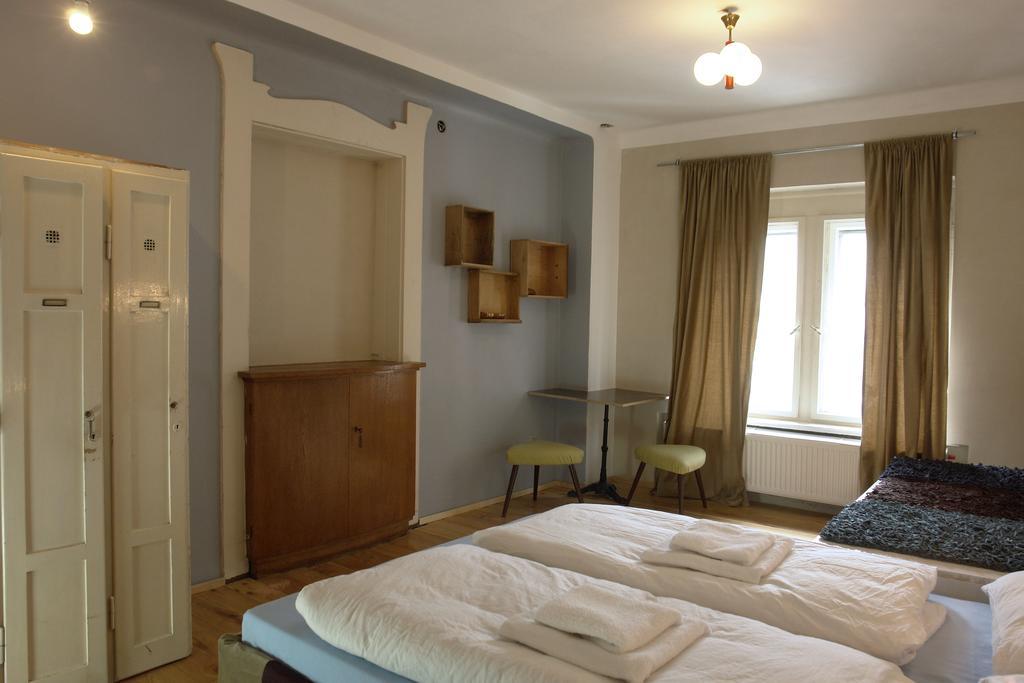 Ost-Apotheke Hostel Lipcse Szoba fotó